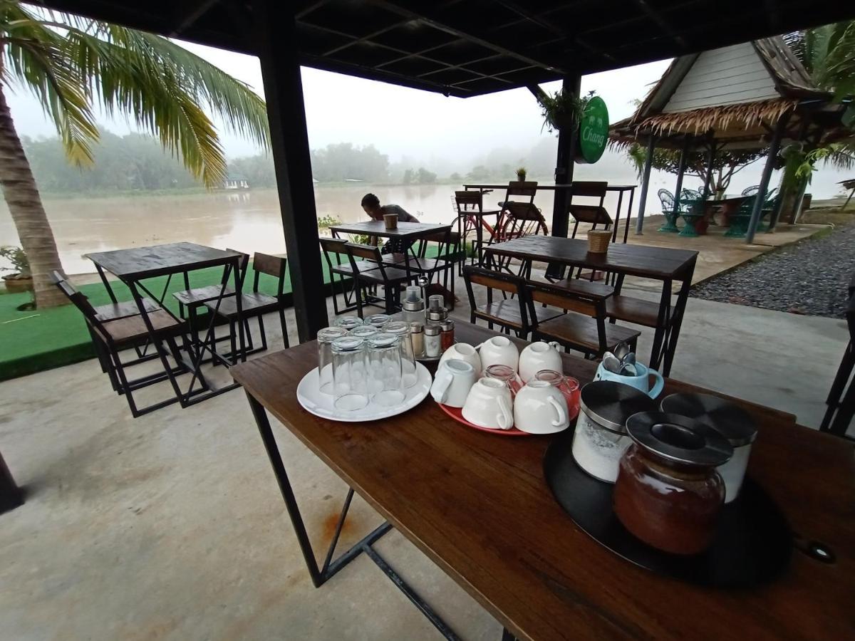 Baantia Chomtawan Bed & Breakfast Surat Thani Exterior photo